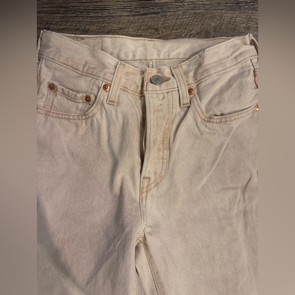 Levi's Women's Straight Leg Jeans in Beige - Picture 3 of 11